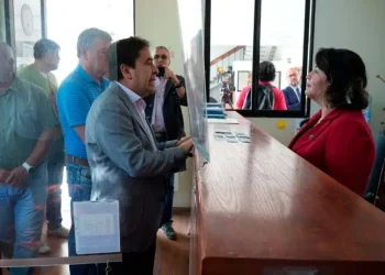 Chile: ¡Gobierno Regional de Atacama se une para evitar el cierre prematuro de la Fundición Hernán Videla y proteger empleos locales!