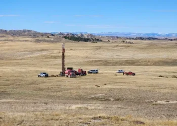 Canadá; Descubrimiento explosivo: Nuclear Fuels Inc. encuentra un 0,233% de U3O8 en la perforación inicial en el proyecto Kaycee del Sur