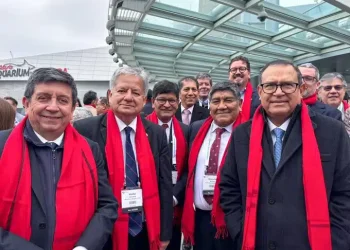 Perú: ¡Deslumbrante Inicio: Ministro Romulo Mucho y Delegación Gubernamental en el Epicentro de la Convención Minera PDAC 2024!
