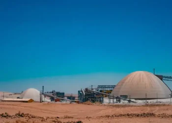 Chile: ¡Antofagasta Minerals asegura una inversión histórica de US$2.500 millones para la expansión épica de la mina Centinela!