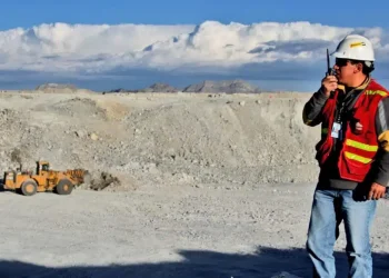 Perú: ¡Rio Tinto Impulsa su Crecimiento en Apurímac!