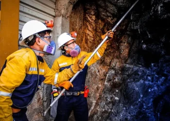 Perú: Arequipa y La Libertad lideran la demanda de empleo en minería en febrero.