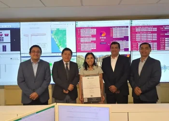 Perú: Energía Limpia, Compromiso Real: Gold Fields Impulsa la Sostenibilidad en Cerro Corona