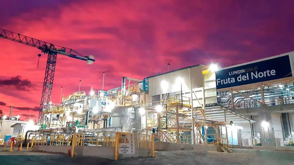 Vista de las instalaciones industriales de la planta de procesamiento de la mina de oro Fruta del Norte de Lundin Gold en Ecuador.