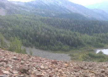 Canadá: Descubriendo Tesoros Ocultos: Eagle Plains Resources Revela el Potencial del Proyecto Theory en Columbia Británica