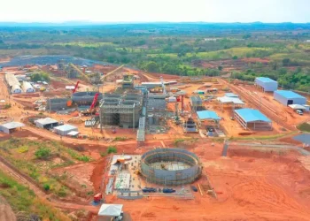 Brasil: «Hochschild Mining: Brillando en el Horizonte Dorado de Brasil»