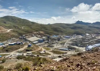 Perú: Revolución en Huarón: Modernización y Sostenibilidad en la Minería