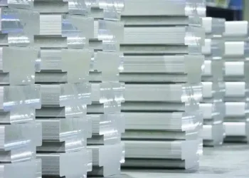 Internacionales: «La Fiebre del Aluminio: Rompiendo Barreras y Alzando Vuelo»