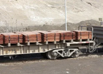 Chile: El Poder del Metal Rojo: Chile se Prepara para un Giro Económico Histórico