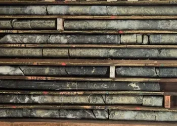 Brasil: Brillante Descubrimiento en la Mina: Bravo Mining Desentierra Tesoros de Oro y Cobre en la Inexplorada Intersección T5