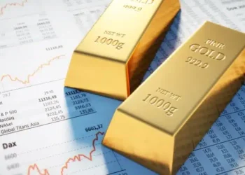 Internacionales: El Oro Pierde Brillo: Impacto de la Estabilidad del Dólar y la Expectativa de Datos de Empleo en EEUU
