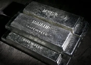 Perú: La Revolución del Estaño y el Hierro en Perú: Un Auge Imparable