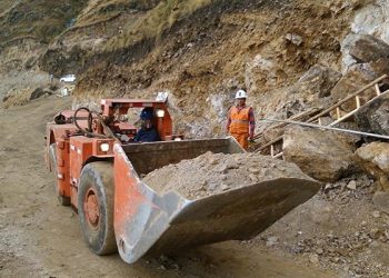 Perú: Energía Renovada. El Futuro Sostenible de PPX en Callanquitas