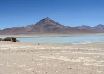 Chile: El Despertar del Gigante Dormido: Monumental Energy Corp. lidera la Revolución del Litio en Laguna Blanca