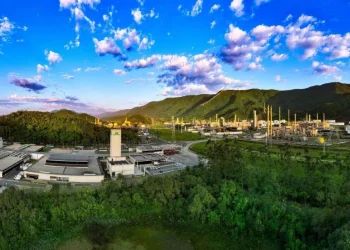 Brasil: «Innovación y Eficiencia: Petrobras Inyecta $500 Millones para Potenciar la Refinería Presidente Bernardes de Cubatão»