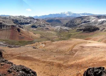 Perú: Corani El Futuro de la Plata Brilla en Perú