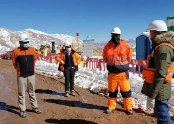 Chile: Crisis en la Mina Caserones ¿Hacia Dónde Dirige la Huelga a Lundin Mining?