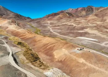 Argentina: Energía Renovable y Minería Un Futuro Brillante para Los Azules