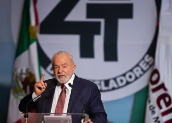 Brasil: Lula Busca Justicia Acuerdo Crucial por el Derrumbe de Mariana