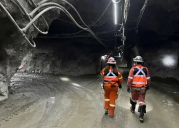 Colombia: Inversión en la Mina Un Laberinto de Incertidumbres y Oportunidades