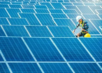 Chile: Albemarle Chile Pionero en Energía Renovable con Certificación IREC