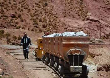 Bolivia: Mina Paca Hito en la Producción de Plata
