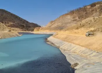 México: Campo Morado Oro y Plata Abundantes