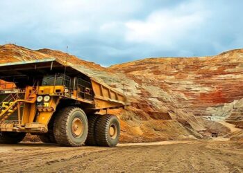 Internacionales: Minería y Crisis