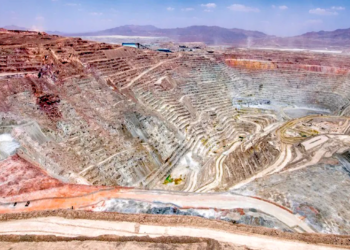 Producción de Codelco cae casi 10% en febrero y refuerza presión sobre la minera estatal